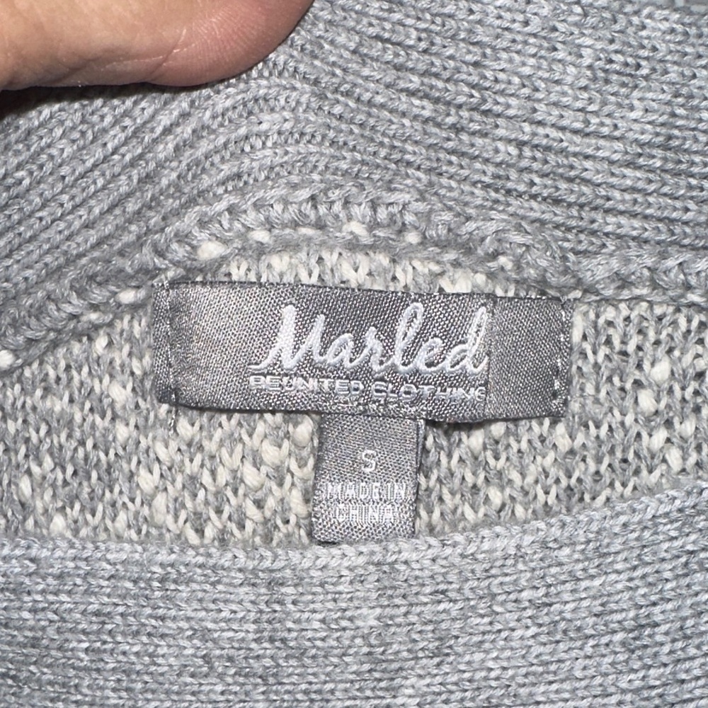 Marled Gray and Cream Star Sweater - Picture 3 of 5